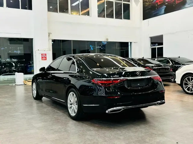 Mercedes-Benz S-Class — Фото автомобиля 4