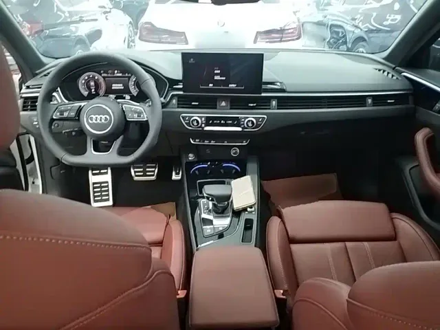 Audi A4L — Фото автомобиля 9