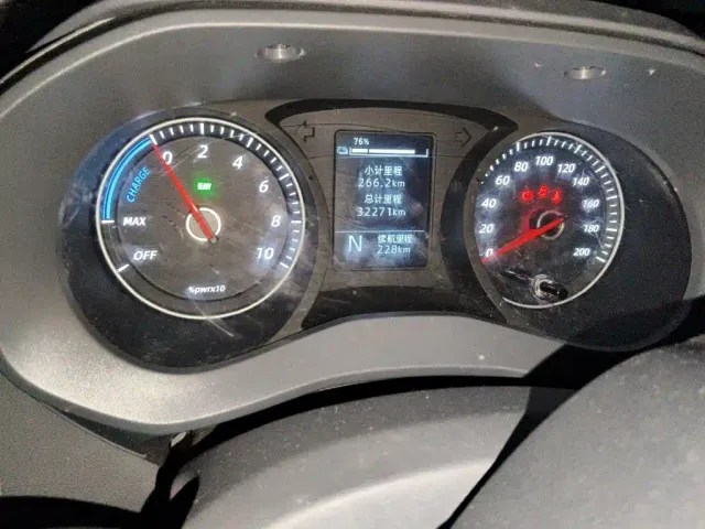 Wuling Yangguang — Фото автомобиля 8