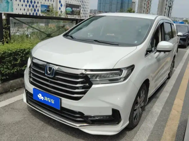Фотография автомобиля — Honda Odyssey