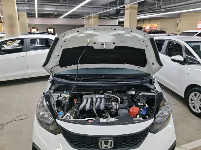 Honda Fit — Фото автомобиля 19