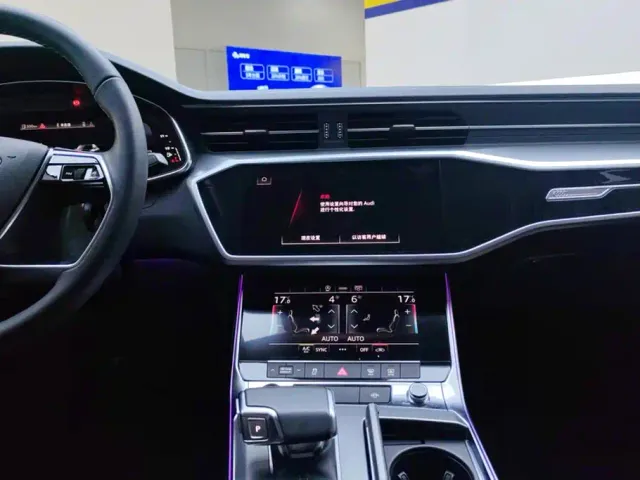 Audi A7L — Фото автомобиля 13