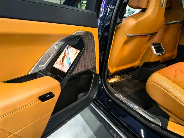 BMW 7 Series — Фото автомобиля 9