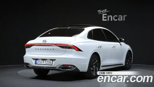 Hyundai Grandeur (New) Hybrid — Фото автомобиля 2