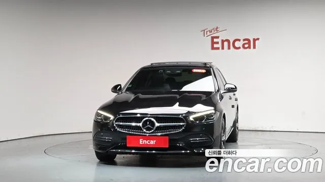 Mercedes-Benz C-Class — Фото автомобиля 2
