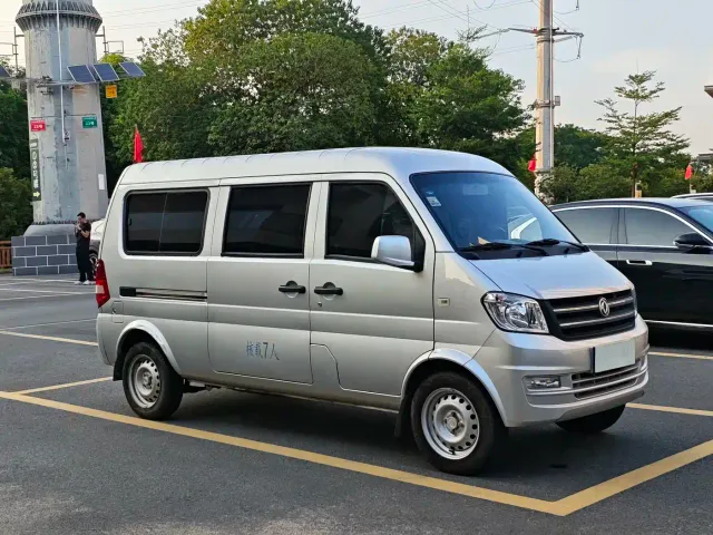 Dongfeng Xiaokang DFSK K07S — Фото автомобиля 3