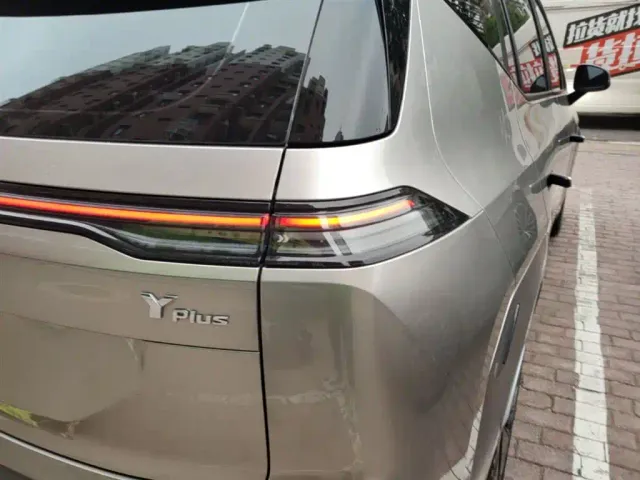 GAC Aion Y — Фото автомобиля 7