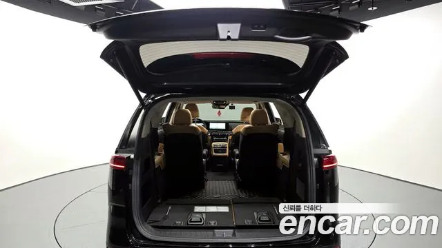 Kia Canival Carnival 4 поколение Бензин 7 мест Outdoor — Фото автомобиля 20