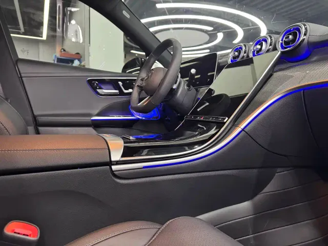 Mercedes-Benz C-Class — Фото автомобиля 12