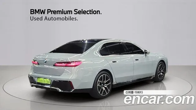 BMW 7-Series 7 серия (G70) 740i xDrive M Sport Limited — Фото автомобиля 2