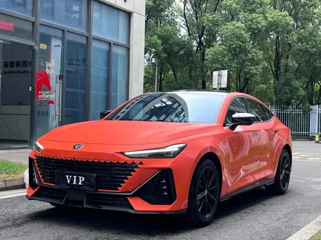 Фотография автомобиля — Changan UNI-V