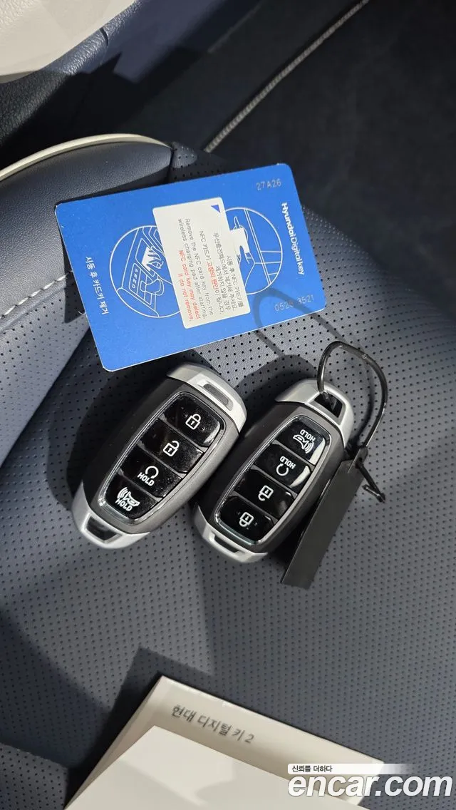 Hyundai Venue — Фото автомобиля 21