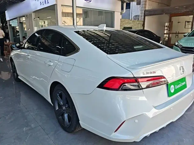 Honda Inspire — Фото автомобиля 4