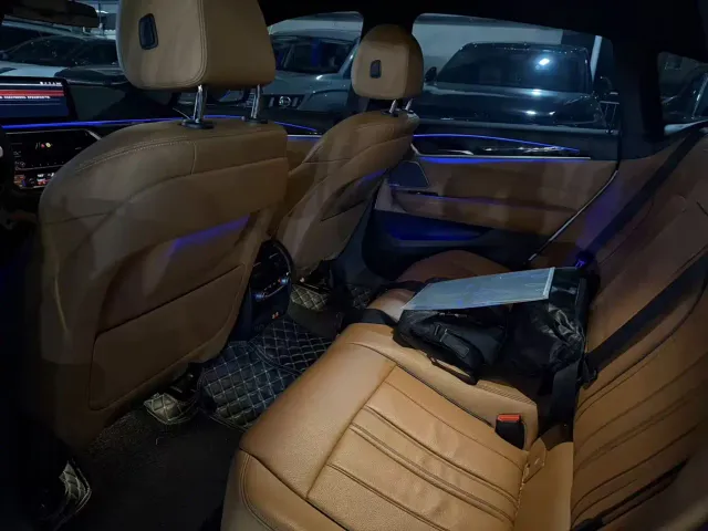 BMW 6 Series Gran Turismo — Фото автомобиля 4