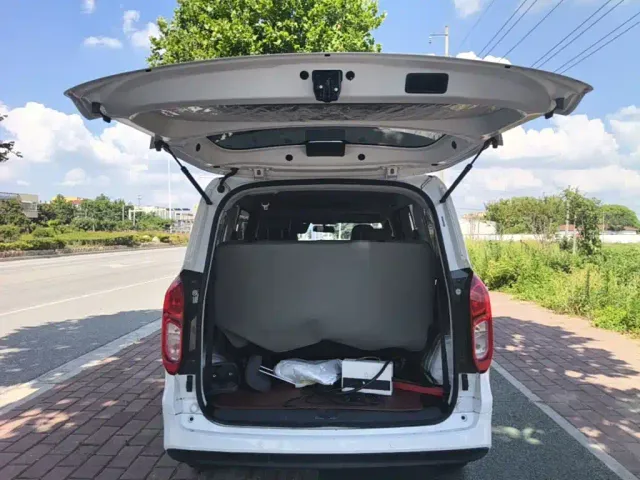 Wuling Hongguang — Фото автомобиля 14