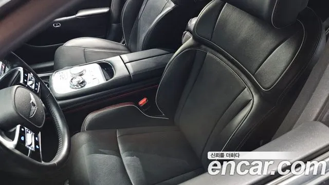 Genesis G90 Бензин 3.5 турбо AWD — Фото автомобиля 22