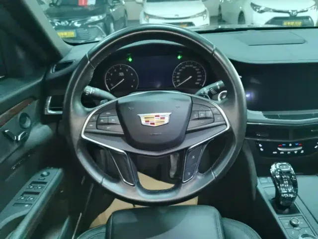 Cadillac CT6 — Фото автомобиля 10