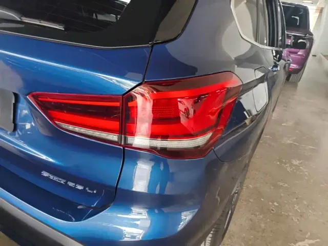 BMW X1 — Фото автомобиля 7