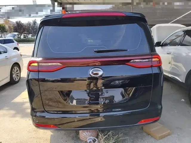 GAC Trumpchi M6 — Фото автомобиля 5