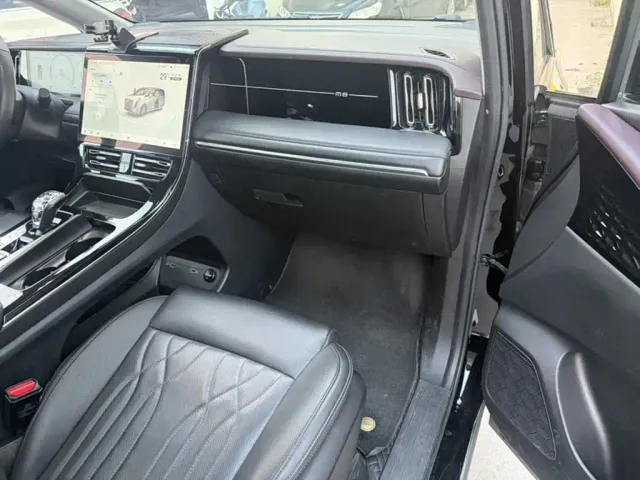 GAC Trumpchi M8 — Фото автомобиля 2