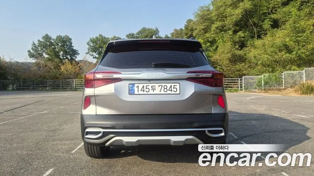 Kia Seltos — Фото автомобиля 5