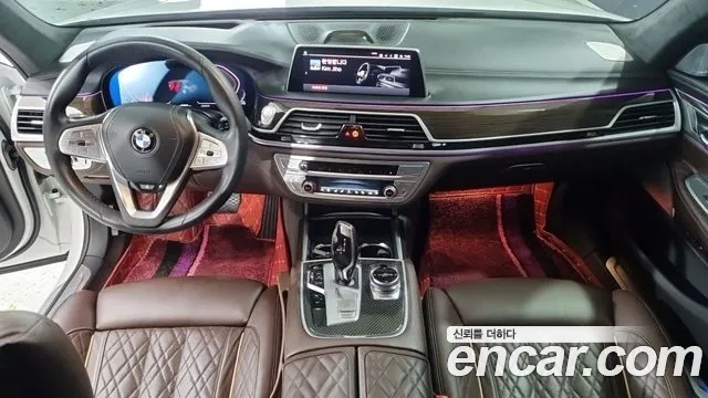 BMW 7 Series G11 — Фото автомобиля 14