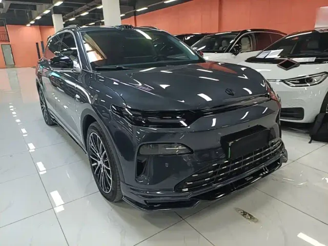 Leapmotor C11 — Фото автомобиля 3