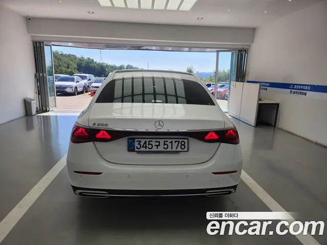 Mercedes-Benz E-Class W214 — Фото автомобиля 4