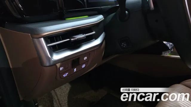 Hyundai Grandeur GN7 — Фото автомобиля 29