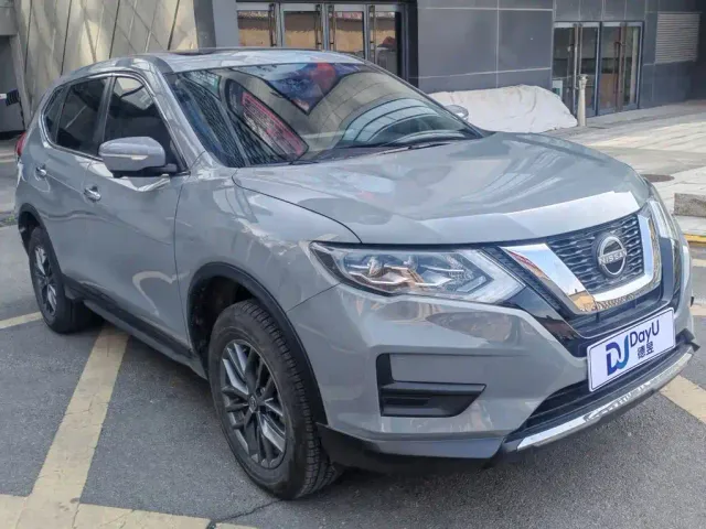 Nissan X-Trail — Фото автомобиля 3