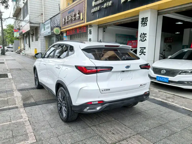 Changan Oushang X5 — Фото автомобиля 6