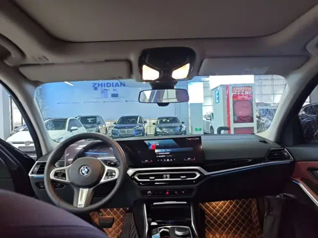 BMW i3 — Фото автомобиля 17