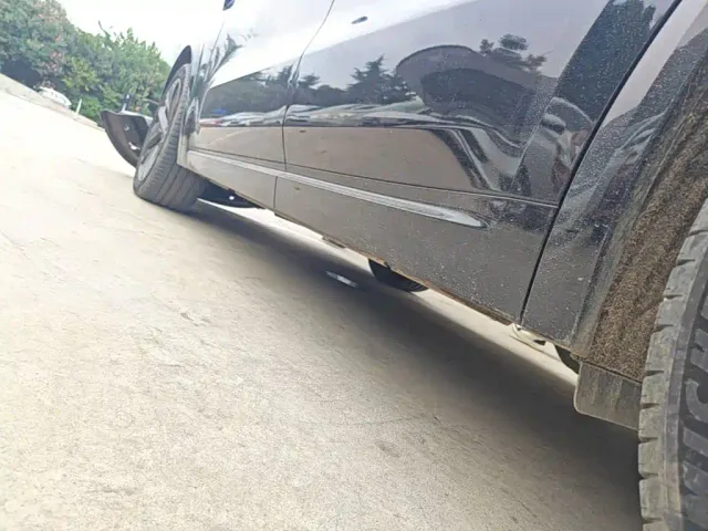 Li Auto L8 — Фото автомобиля 21