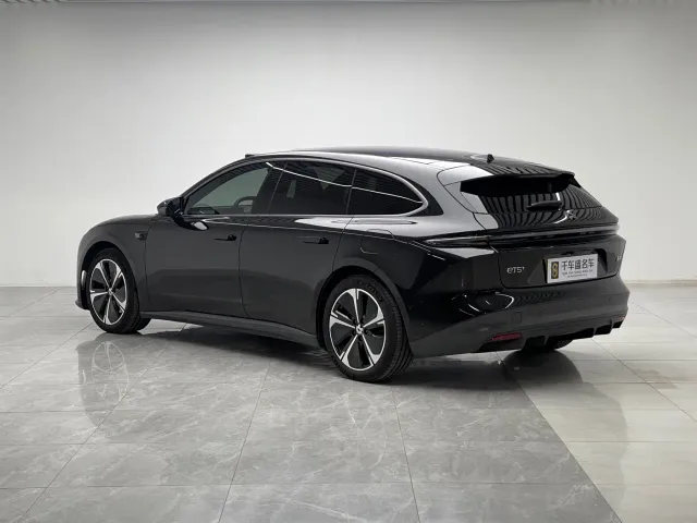 Nio ET5 Touring — Фото автомобиля 4