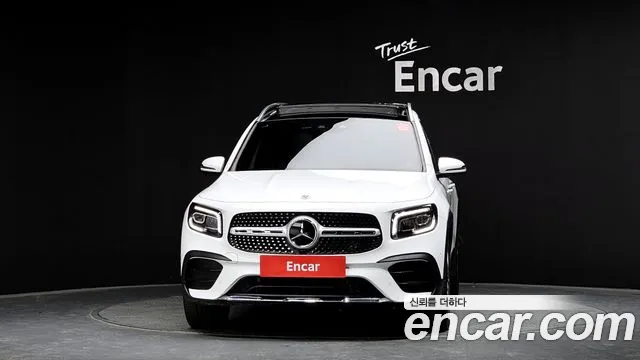Mercedes-Benz GLB-Class — Фото автомобиля 3
