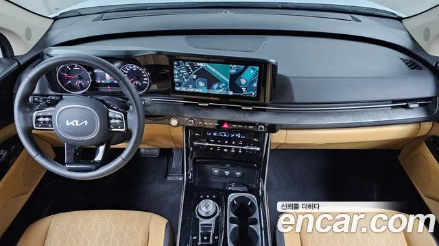 Kia Carnival Generation 4 — Фото автомобиля 10