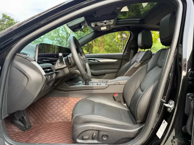 Cadillac CT5 — Фото автомобиля 8