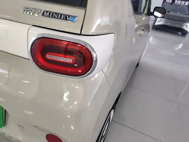 Wuling Hongguang Mini EV — Фото автомобиля 7