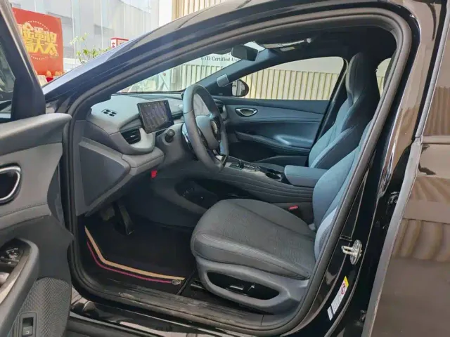 BYD Seal 06 GT — Фото автомобиля 12