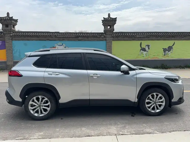 Toyota Frontlander — Фото автомобиля 8