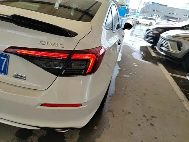 Honda Civic — Фото автомобиля 7