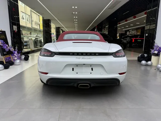 Porsche 718 — Фото автомобиля 4