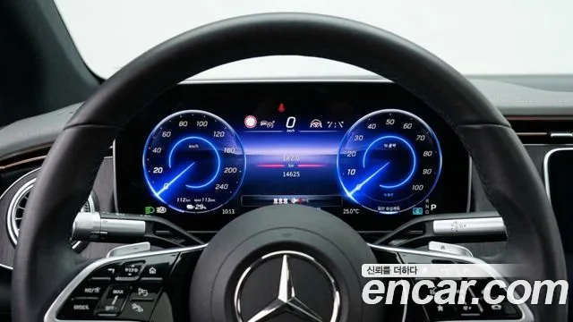 Mercedes-Benz EQS — Фото автомобиля 8