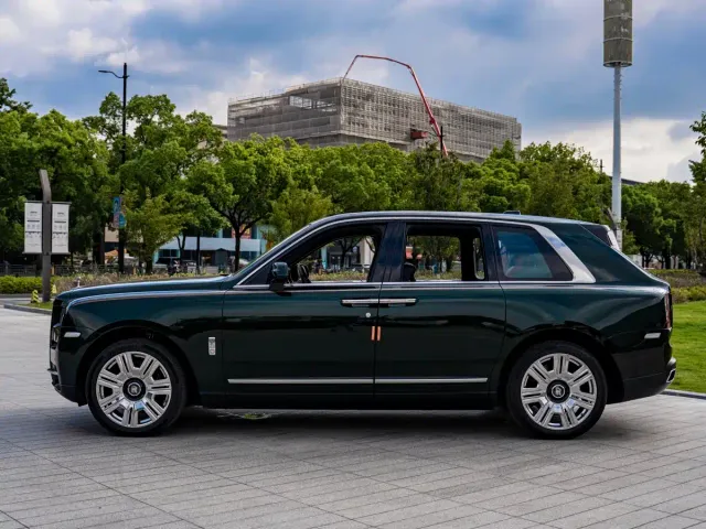 Rolls-Royce Cullinan — Фото автомобиля 4