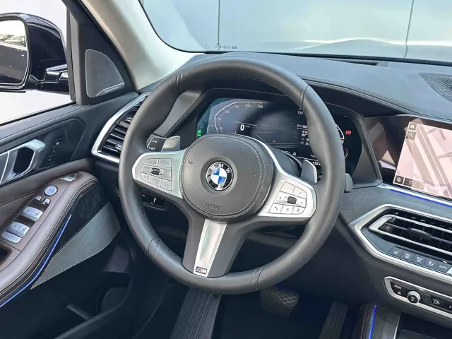 BMW X5 — Фото автомобиля 8