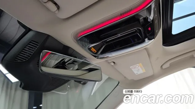 Mercedes-Benz E-Class — Фото автомобиля 23