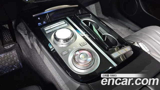 Genesis G80 RG3 — Фото автомобиля 12