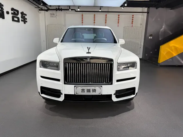 Rolls-Royce Cullinan — Фото автомобиля 2
