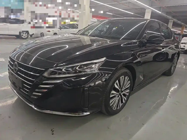 Фотография автомобиля — Nissan Teana