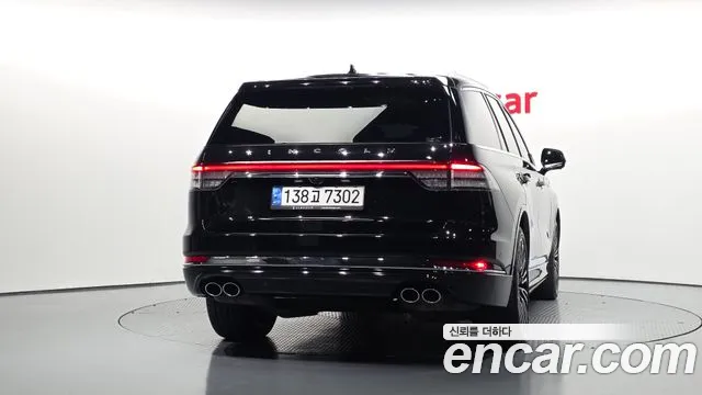 Lincoln Aviator 2nd Gen — Фото автомобиля 4
